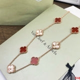 Angled view of Van Cleef & Arpels unisex jewelry piece