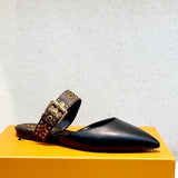 Styling view of Louis Vuitton luxury piece style No.160