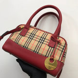 Ziva's Charm handbag – front view (one versatile size)