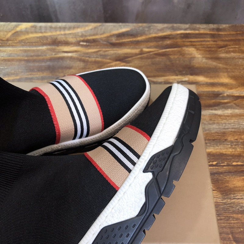 Burberry shoes Style 163 - top view showing design