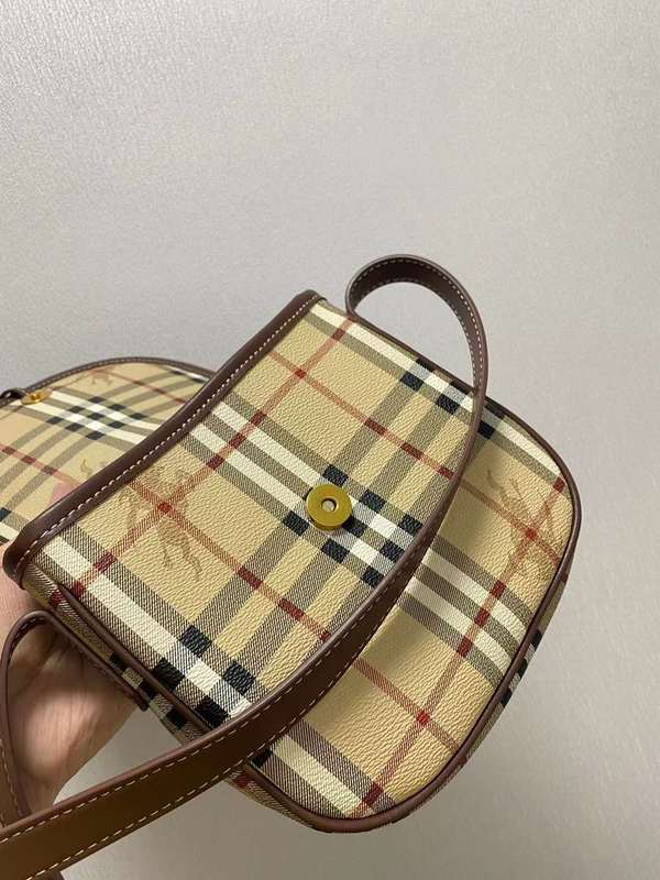 Ziva's Charm handbag – interior view (one versatile size)