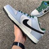 Nike Men's & Women's Luxury Fashion Trainers — Style 042 angle view