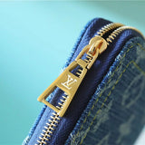  handbag close-up of hardware and finish