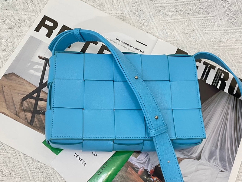 Bold Premium PU Leather Handbag - Polished Finish | Women's Luxury Handbag #1621 - product detail shot (image 10) of designer-inspired handbag