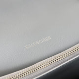 Zivas Charm Modern Minimalist Look Statement Handbag (Structured Everyday Essential) – Styled Look