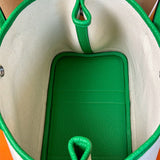  top-handle bag interior and compartment view
