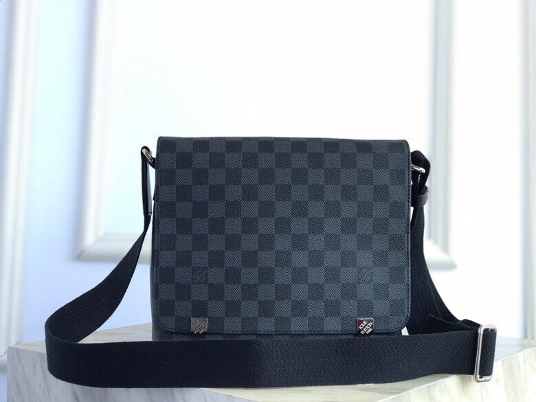 Front view of classic statement women's handbag – women's luxury accessory