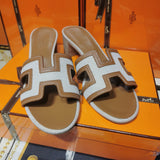 Hermes sandals Style 049 - top view showing design