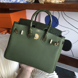  Modern structured bag front view