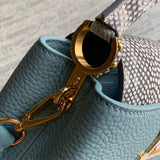  carryall bag close-up of hardware and finish 17