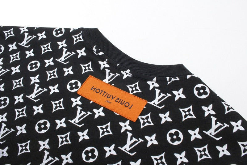 Side profile of Louis Vuitton cotton t-shirt with everyday silhouette