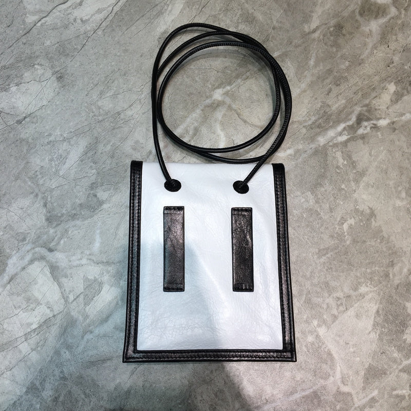 Effortless Premium PU Leather Handbag - Polished Finish | Women's Everyday Carry Handbag #208 - alternate angle view (image 8) of designer-inspired handbag