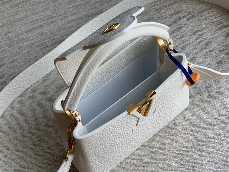  smart shopper bag styled with outfit 30