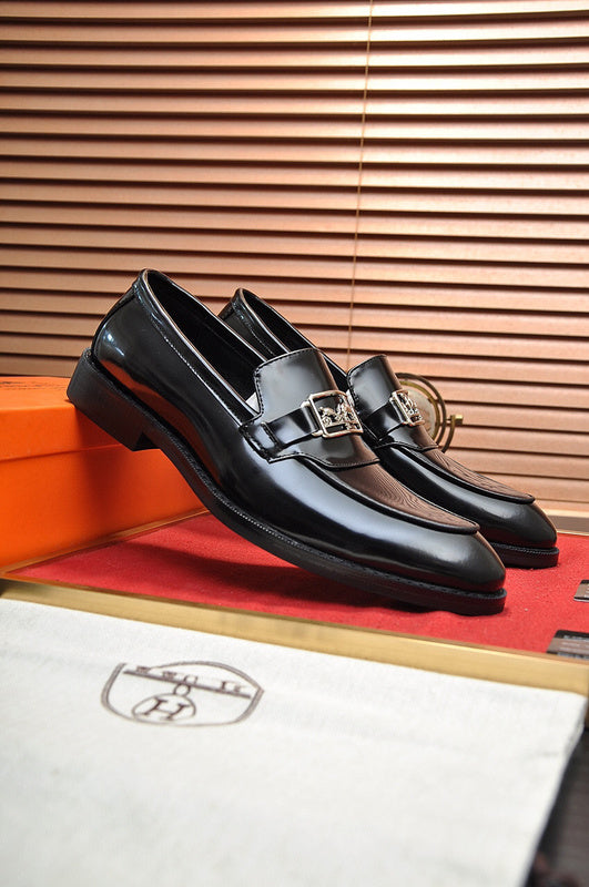 Hermes shoes Style 070 - side profile detail