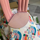 Handle and strap detail of polished chic women's handbag – women's luxury handbag