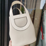  structured bag close-up of hardware and finish 23