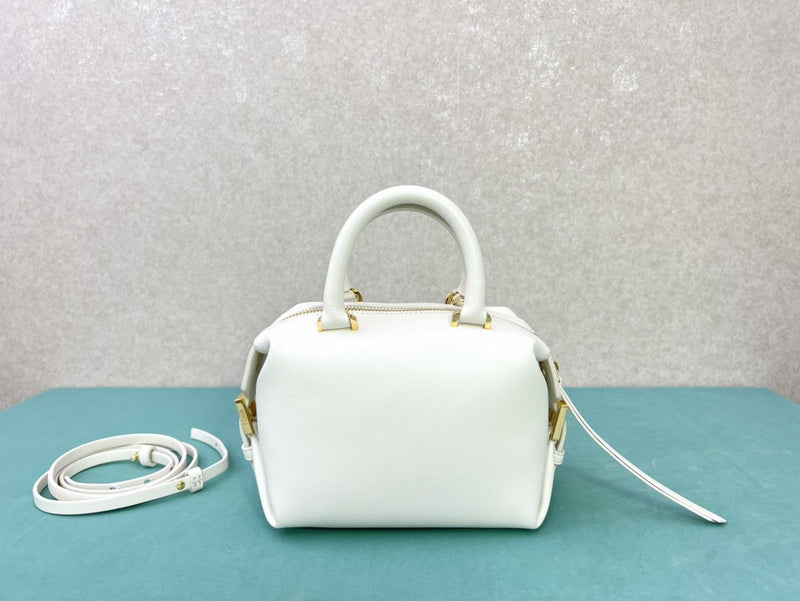 Ziva's Charm handbag – interior view (16.5cm*13.5cm*9cm)