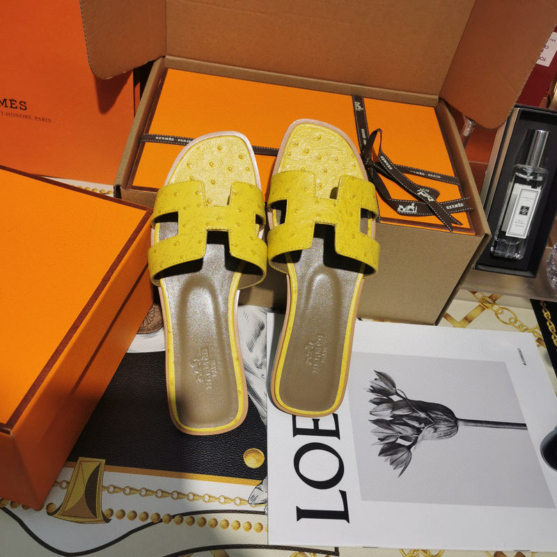 Hermes sandals Style 124 - sole and craftsmanship detail