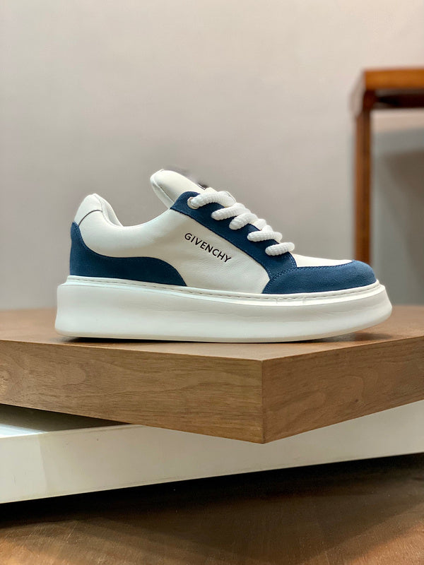 Givenchy shoes Style 189 - packaging and accessories