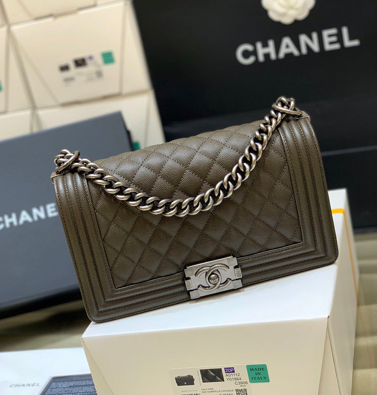  versatile purse view 1