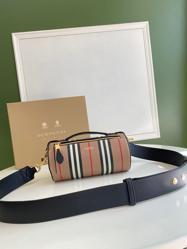 Ziva's Charm handbag – side angle view (one versatile size)