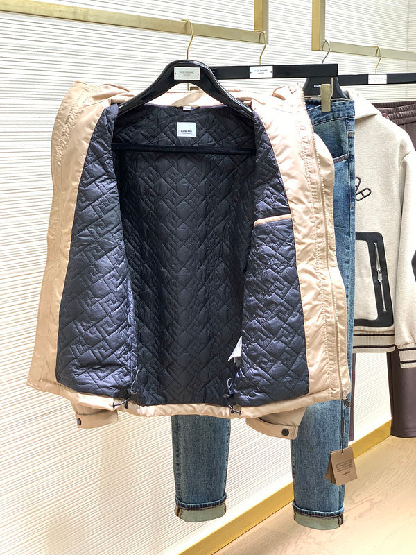 Styling view of Burberry luxury piece style No.472