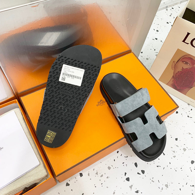 Hermes sandals Style 163 - logo and branding close-up