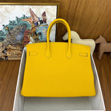  elegant everyday bag detail view showing craftsmanship