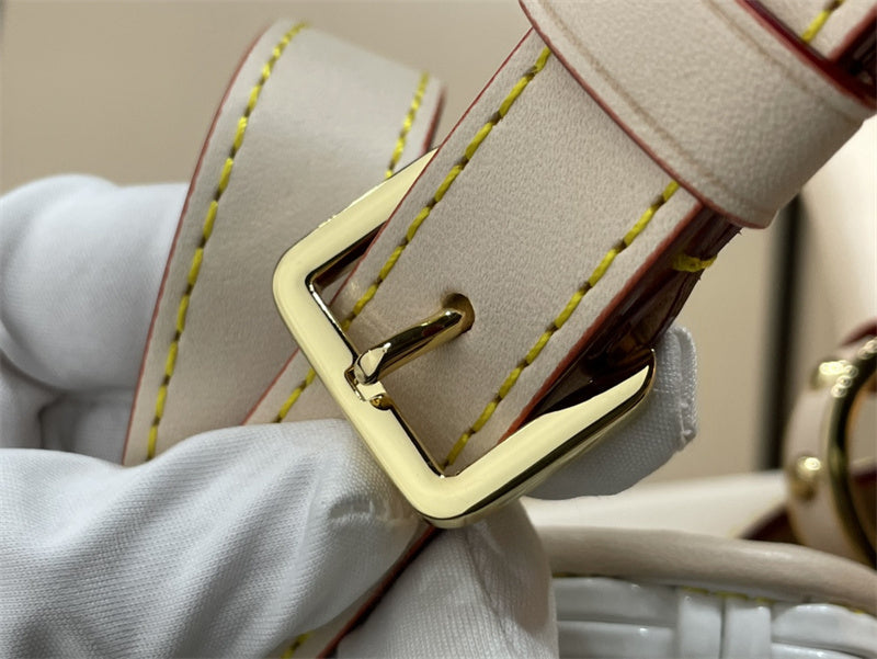  carryall bag interior and compartment view 15