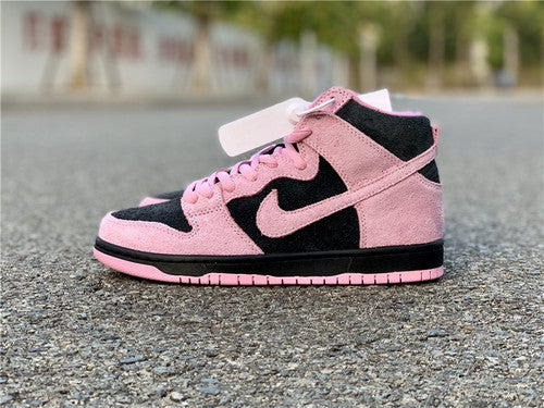 Nike Men's & Women's Iconic Street Trainers — Style 203 detail view