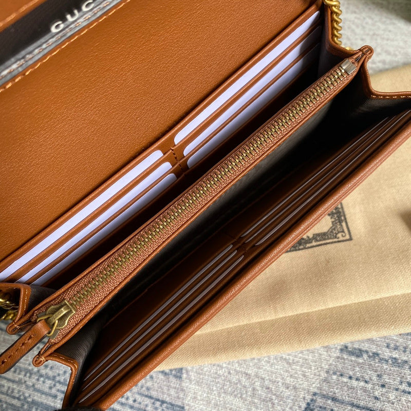 Close-up detail of refined modern women's handbag – women's luxury handbag