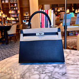  Sophisticated everyday bag front view
