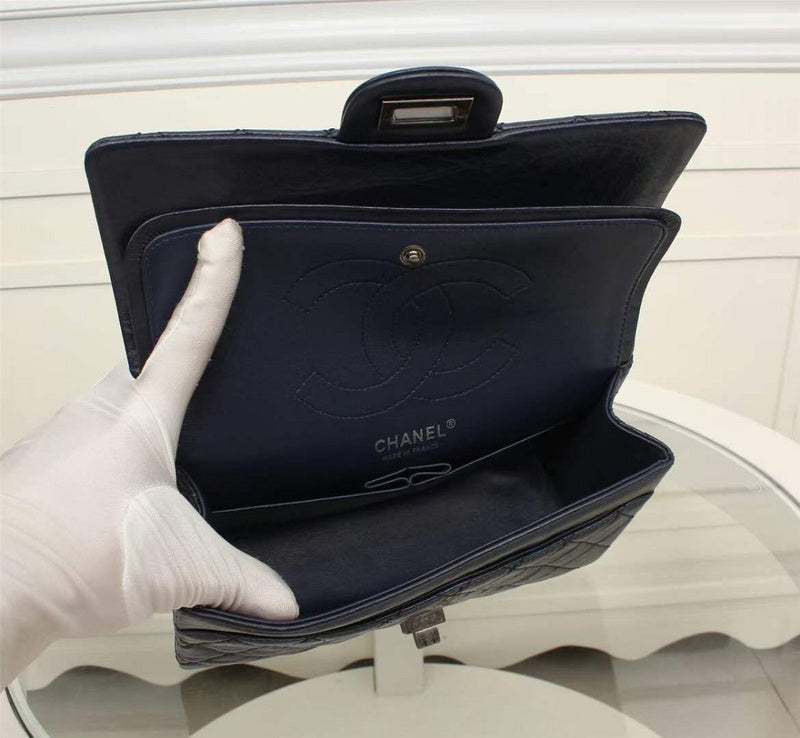  women's handbag, mid design, view 9