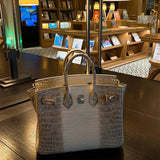  Elegant satchel carried on shoulder