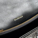 Zivas Charm Modern Minimalist Look Fashion Handbag (Elevated Accessory Essential) – Detail View