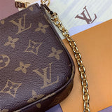  Understated everyday bag front view 7