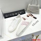 Givenchy shoes Style 056 - packaging and accessories