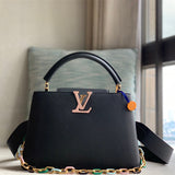 Graceful structured bag front view
