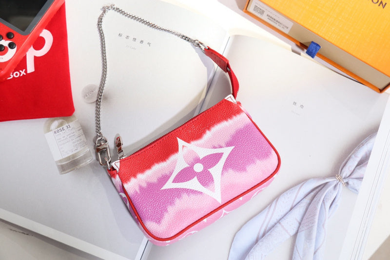 Side profile of structured elevated women's handbag – women's luxury accessory