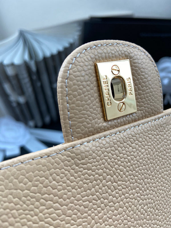 Zivas Charm Streamlined Design Designer Handbag (Contemporary Shape Language) – Close-Up Detail