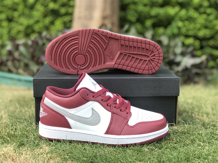 Nike clean off-white luxury sneakers view 14 premium leather build