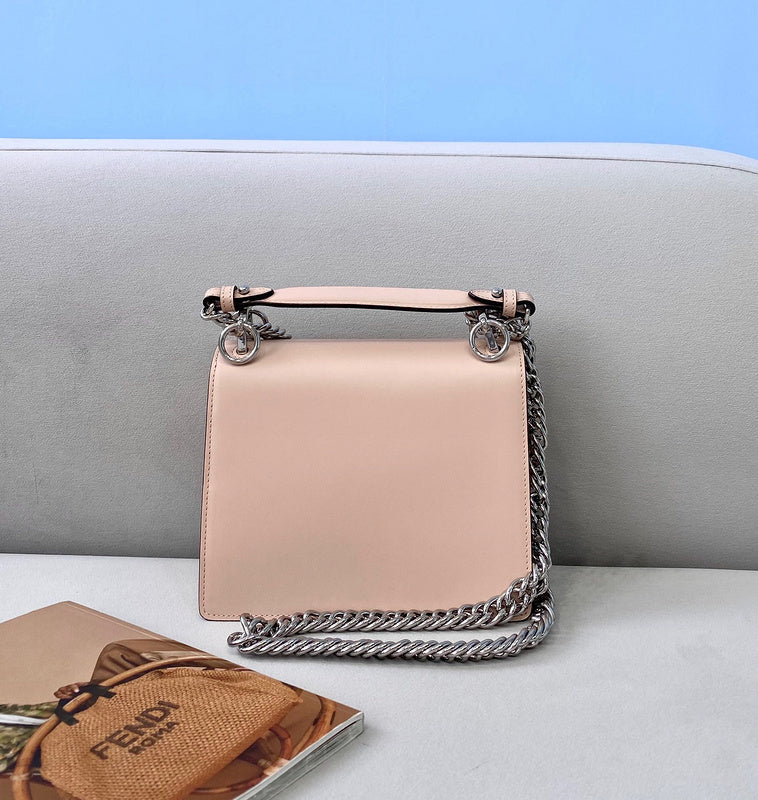 Ziva's Charm handbag – close-up view (Standard Size)