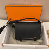  streamlined carryall bag styled with outfit