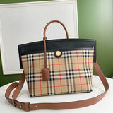 Ziva's Charm handbag – detail view (one versatile size)