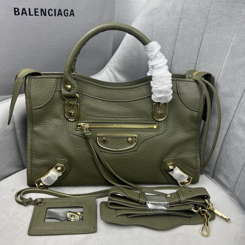 Zivas Charm Versatile Design Statement Handbag (Premium Everyday Carry) – Angled View