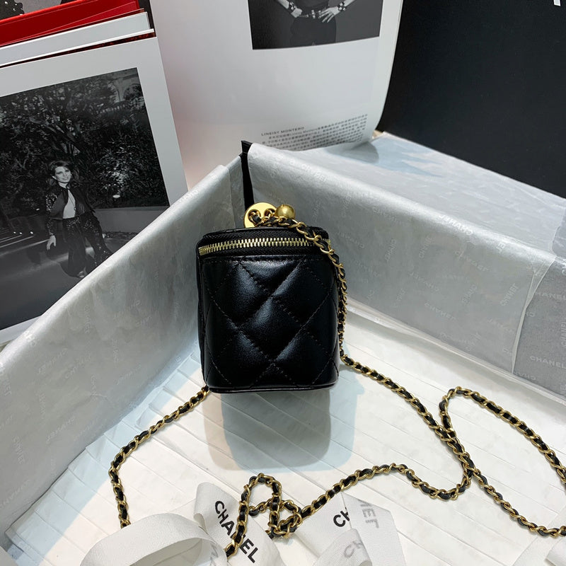  women's handbag, versatile design, view 2