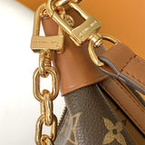  Statement crossbody bag front view 7