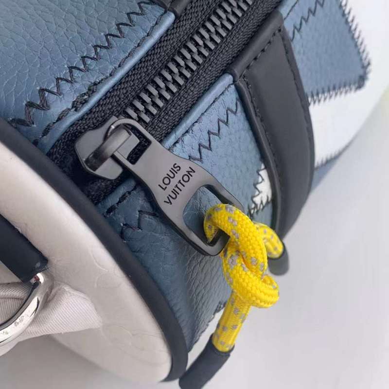 Handle and strap detail of statement refined women's handbag – women's designer-style accessory