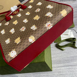 Interior view of structured classic women's handbag – women's everyday handbag