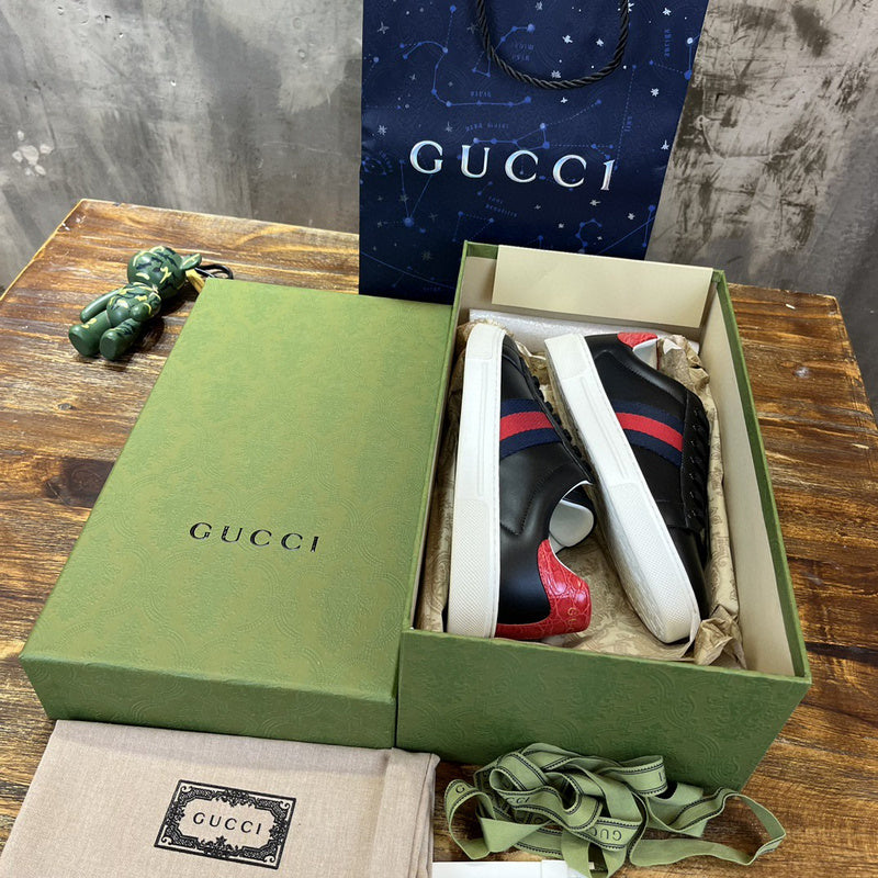 Gucci soft grey luxury sneakers view 9 classic court silhouette